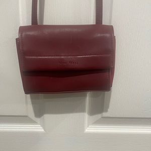 Small Nine West Burgundy Croas Body